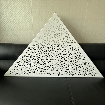 گیره مثلثی شکل آلومینیومی در کاشی سقفی سوراخ دار فلزی معلق