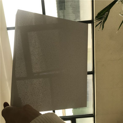 سقف فلزی آلومینیومی 50x150 سقف U بافلی Ultra Micro Perforation