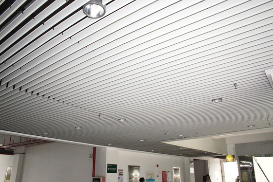 200x3000mm سقف فلزی آلومینیومی صفحه نمایش B ضخامت 0.5mm