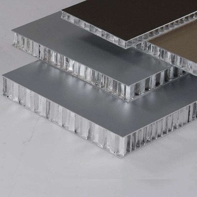 پانل لانه زنبوری آلومینیومی ضد آب 1500x2000mm ضخامت 0.7mm
