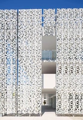 پانل آلومینیومی سوراخ دار 1600x6000 میلی متری برای ایستگاه مترو مقاوم در برابر اسید