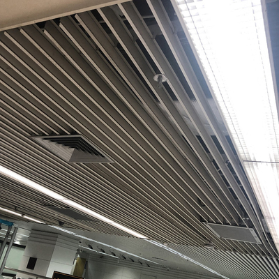 سقف صفحه نمایش آلومینیومی B مقاوم در برابر آتش 200x3000 میلی متر برای تزئین دیوارهای خارجی