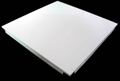 گیره آلومینیومی 600x600 میلی متر در سقف برای تزئین دیوار مرکز کنوانسیون